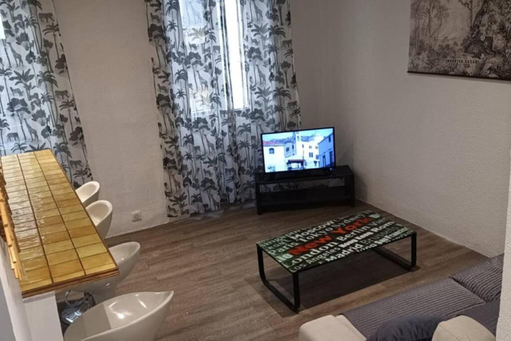 Апартаменты Coquet 2 Pieces Coeur Vieil Антиб Экстерьер фото
